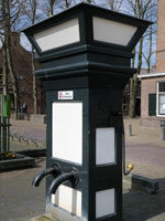 Foto van de Dorpspomp aan de Dorpstraat
