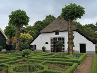 Foto van eenvoudige Veluwse boerderij, Putterbrink 2-4